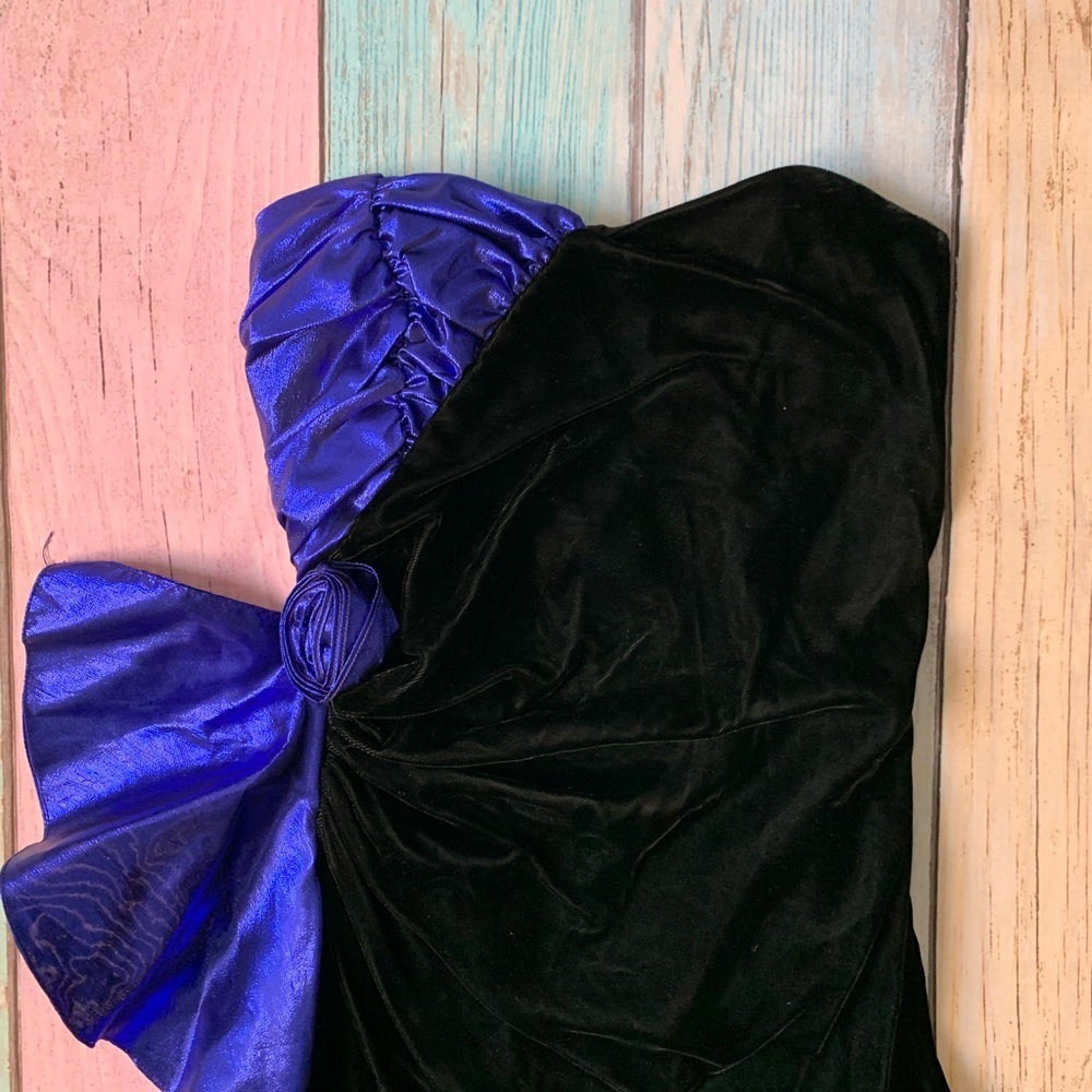 Vintage 80s Gunne Sax Black and Blue mini dress - Picture 5 of 10